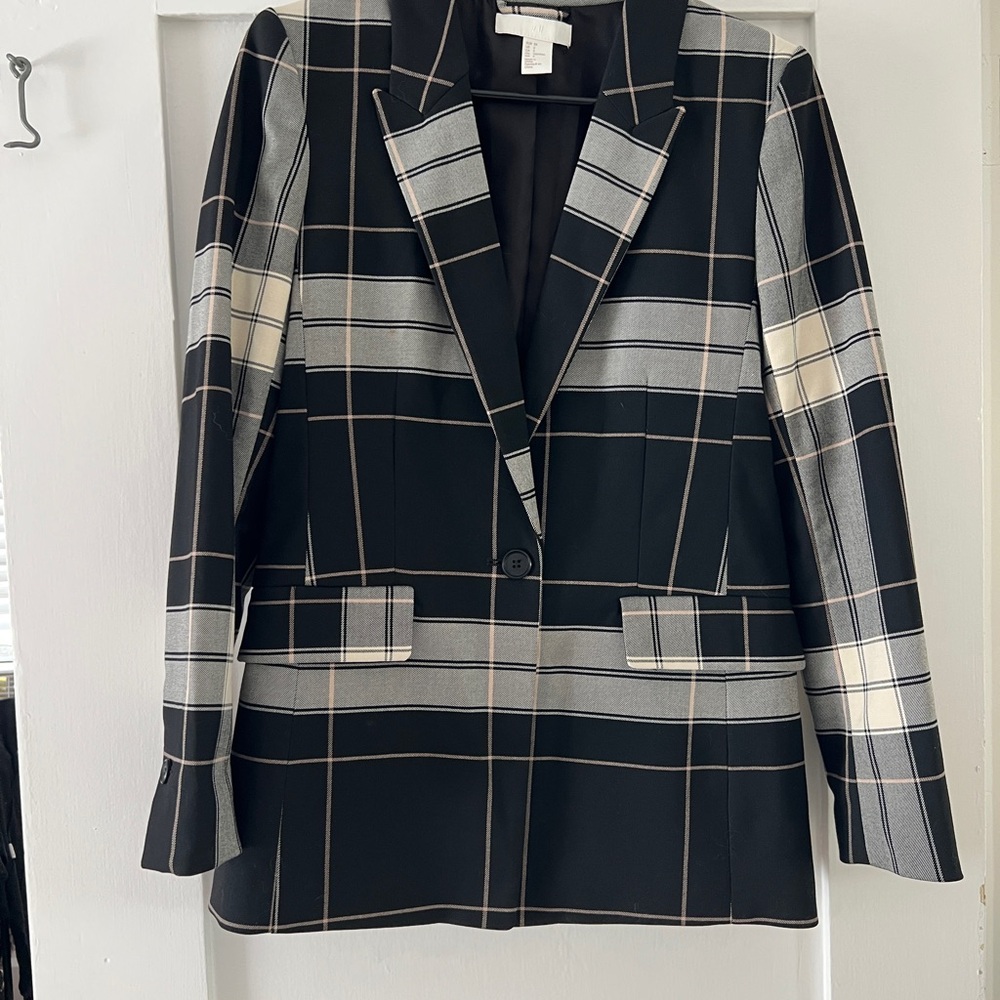 H&M Plaid Black and Gray Women's Blazer